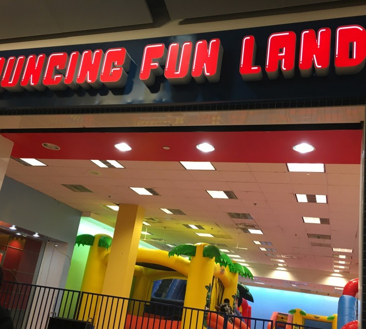 bouncing-fun-land-photo